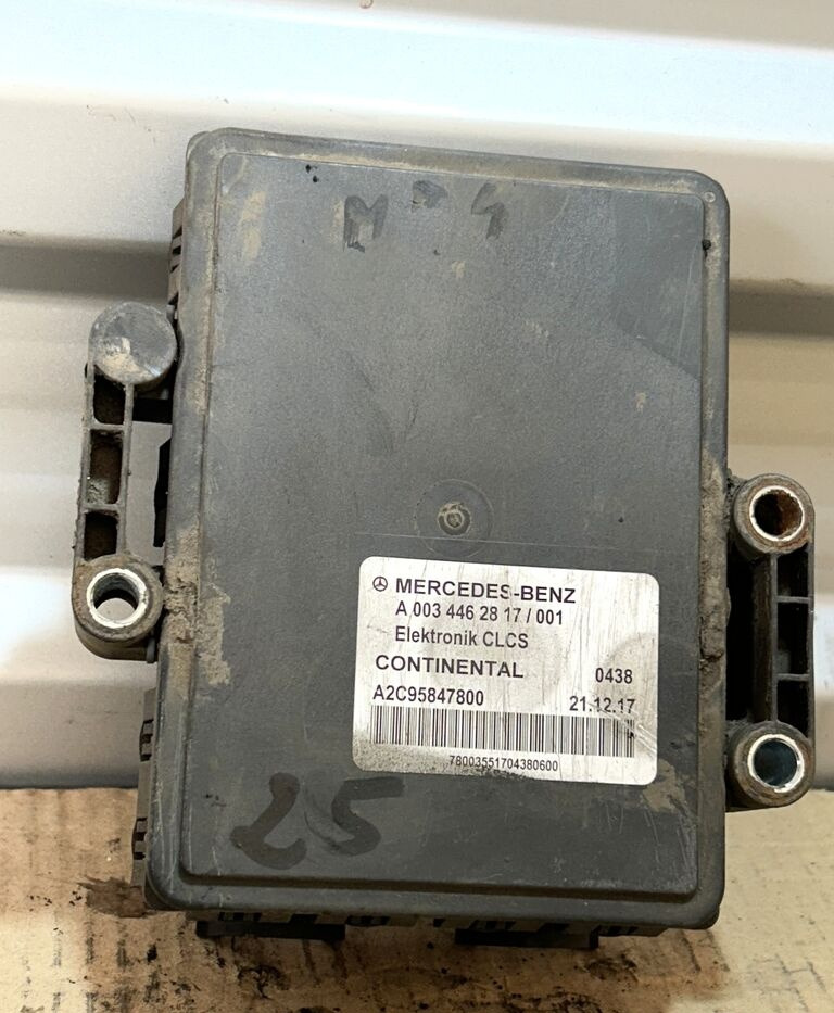 Mercedes-Benz ACTROS MP4 CLCS A0034462817 Mercedes-Benz ACTROS MP4 truck - ECU for Truck: picture 1 Mercedes-Benz ACTROS MP4 CLCS A0034462817 Mercedes-Benz ACTROS MP4 truck - ECU for Truck: picture 1