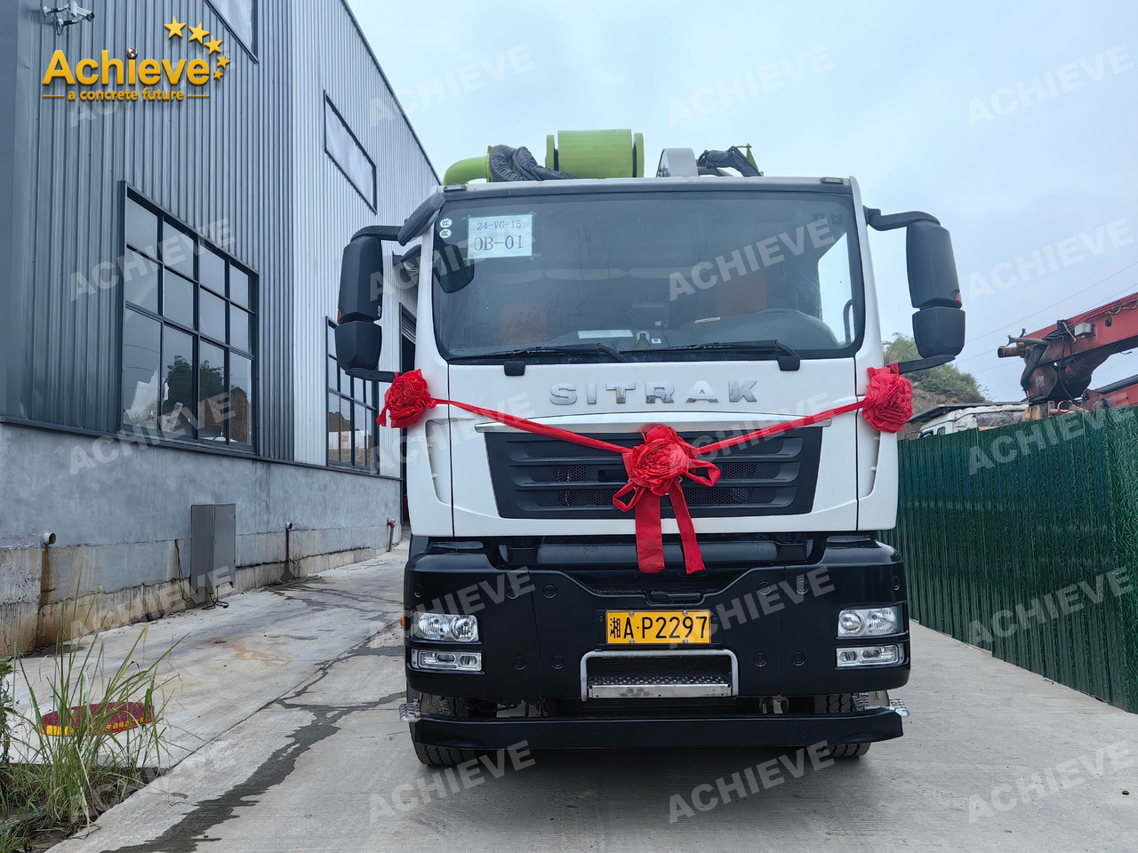 Zoomlion Zoomlion 70M 70X-6RZ  Concrete pump truck ACTROS 4141 【ACHIEVE】TOP CONDITION!!! - Concrete pump truck: picture 3 Zoomlion Zoomlion 70M 70X-6RZ  Concrete pump truck ACTROS 4141 【ACHIEVE】TOP CONDITION!!! - Concrete pump truck: picture 3