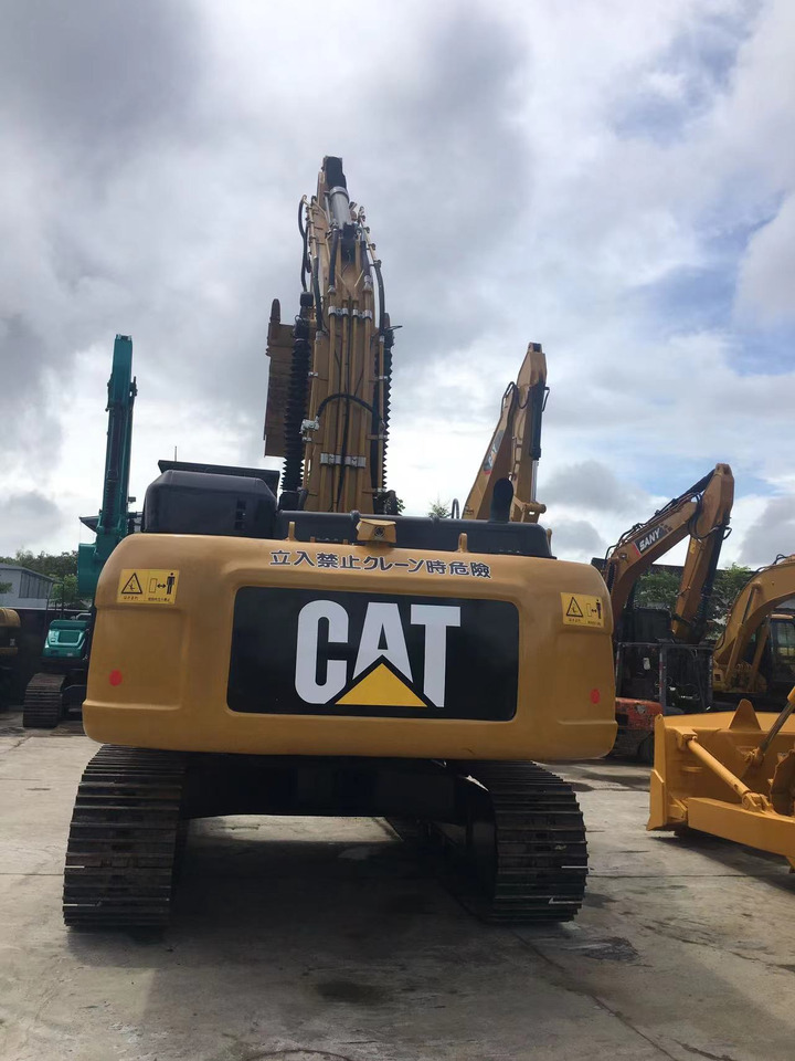 CATERPILLAR CAT Excavator 336D2L 200 kW (268 HP) C9.3 Engine, 1.8 m³ Bucket, 36,200 kg Operating Weight & Dimensions - Crawler excavator: picture 2 CATERPILLAR CAT Excavator 336D2L 200 kW (268 HP) C9.3 Engine, 1.8 m³ Bucket, 36,200 kg Operating Weight & Dimensions - Crawler excavator: picture 2