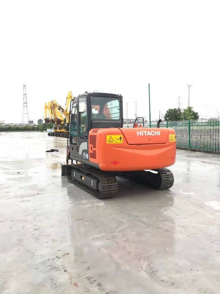 Hitachi 6 ton Hydraulic Excavator ZX60 Good Price - Crawler excavator: picture 4 Hitachi 6 ton Hydraulic Excavator ZX60 Good Price - Crawler excavator: picture 4