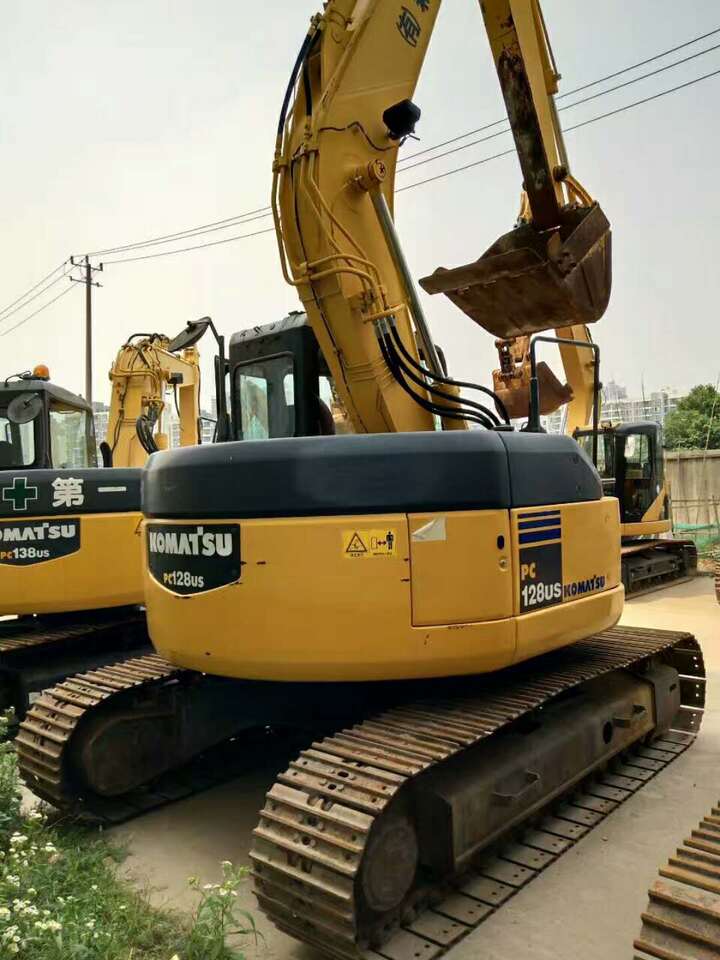 KOMATSU hydraulic excavator Japanese zero-tail excavator Komatsu PC128US - Mini excavator: picture 2 KOMATSU hydraulic excavator Japanese zero-tail excavator Komatsu PC128US - Mini excavator: picture 2