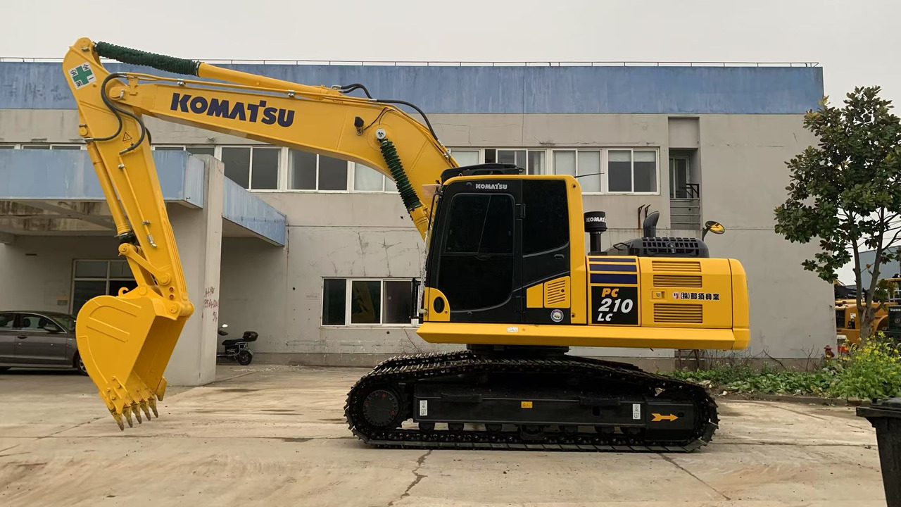 Komatsu 21 ton Excavator PC210 Good Price for PNG - Crawler excavator: picture 1 Komatsu 21 ton Excavator PC210 Good Price for PNG - Crawler excavator: picture 1