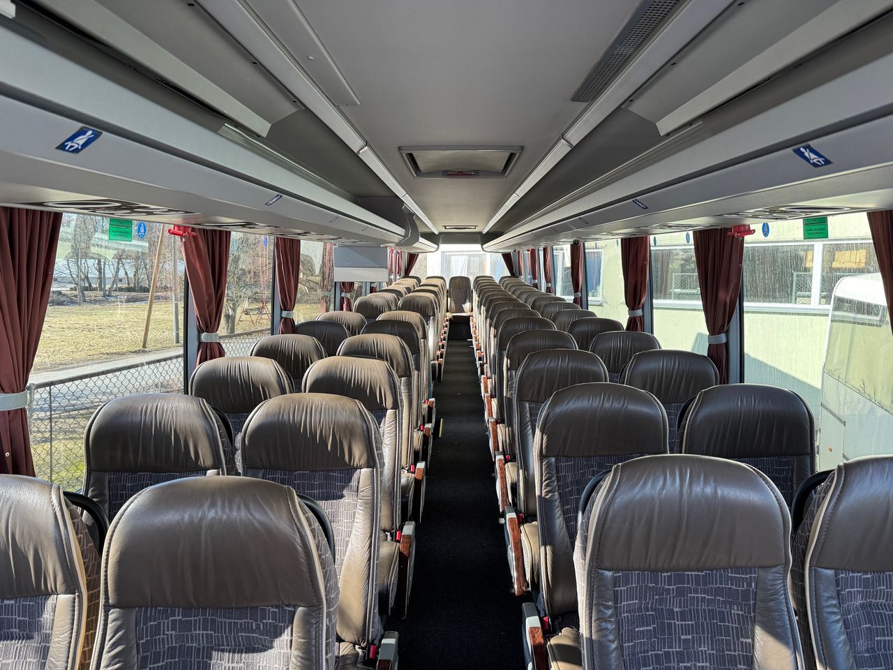Coach Van Hool EX17H: picture 7