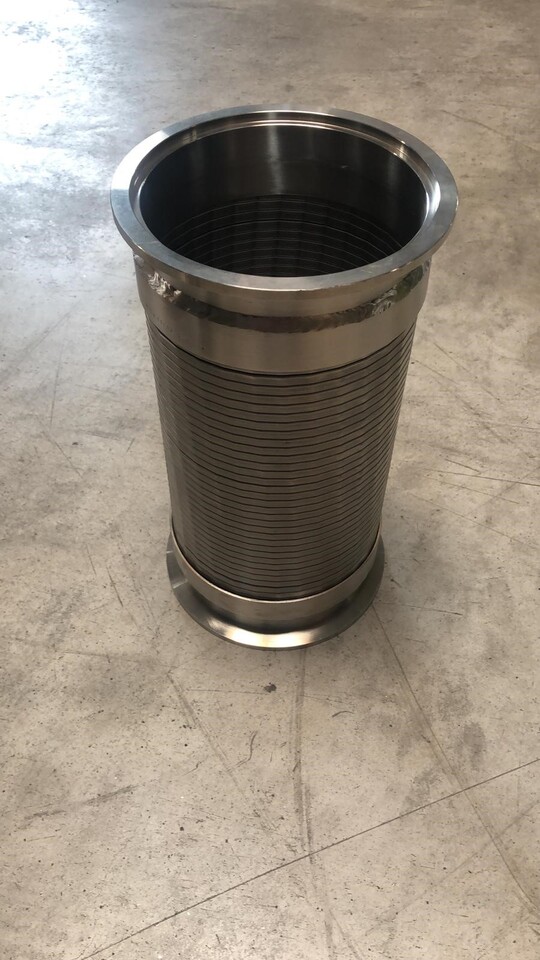 O&K RH90 Exhaust pipe 3686845 4024625 541-5498 - Exhaust pipe for Construction machinery: picture 2 O&K RH90 Exhaust pipe 3686845 4024625 541-5498 - Exhaust pipe for Construction machinery: picture 2