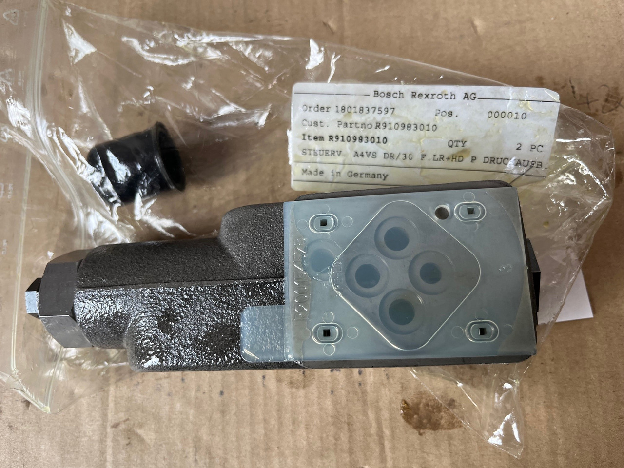 REXROTH Steuerventil A4VS DR/30 R910983010 - Spare parts for Construction machinery: picture 1 REXROTH Steuerventil A4VS DR/30 R910983010 - Spare parts for Construction machinery: picture 1