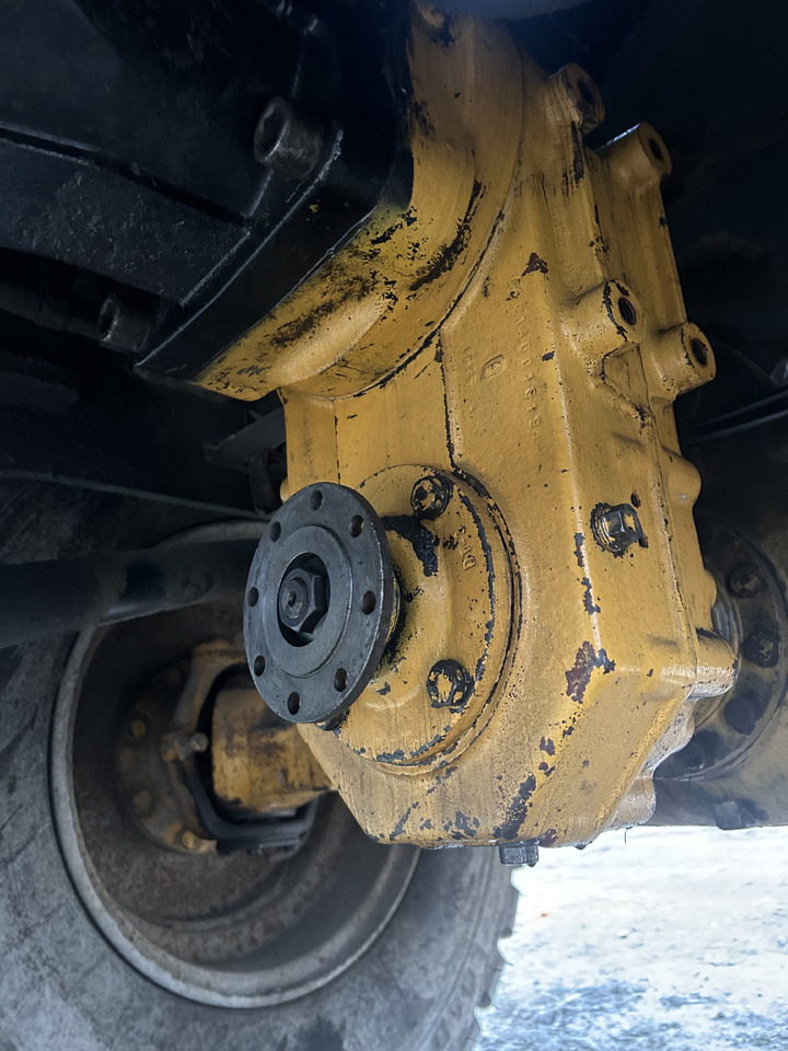 Liebherr L514 - Gearbox for Wheel loader: picture 3 Liebherr L514 - Gearbox for Wheel loader: picture 3