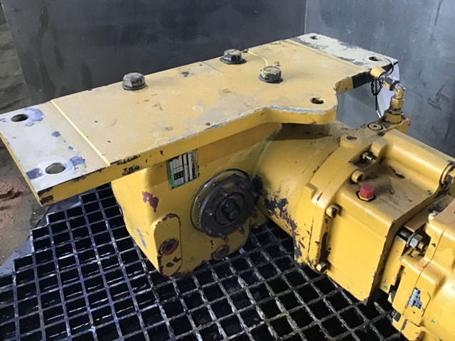 Liebherr 2HL100 - Gearbox: picture 5 Liebherr 2HL100 - Gearbox: picture 5