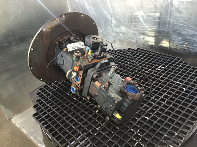 Liebherr A4VG125+A11V075 - Hydraulic pump: picture 2 Liebherr A4VG125+A11V075 - Hydraulic pump: picture 2