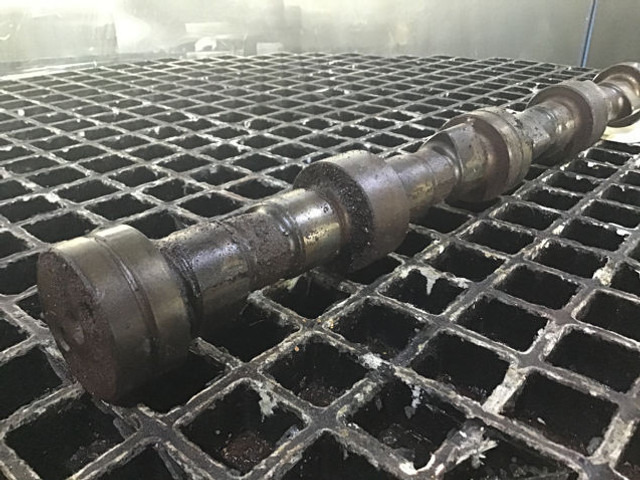 Liebherr Camshaft D834 - Camshaft: picture 2 Liebherr Camshaft D834 - Camshaft: picture 2