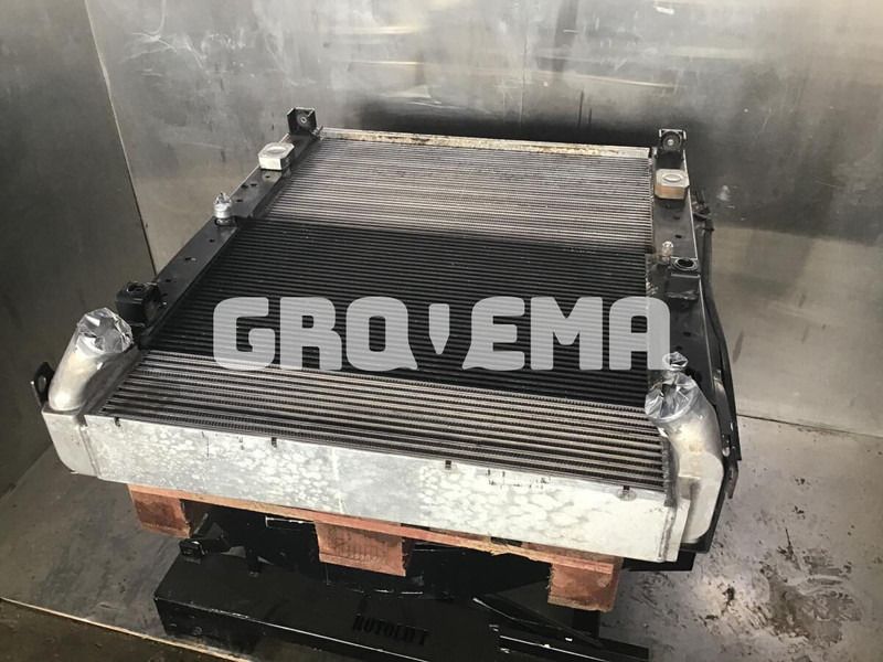 Liebherr Combined Radiator - Radiator: picture 1 Liebherr Combined Radiator - Radiator: picture 1