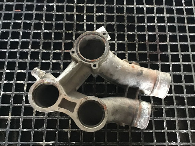 Liebherr Coolant pipe bend - A/C part: picture 5 Liebherr Coolant pipe bend - A/C part: picture 5