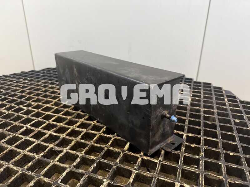 Liebherr Eqaulising Reservoir - Expansion tank: picture 2 Liebherr Eqaulising Reservoir - Expansion tank: picture 2