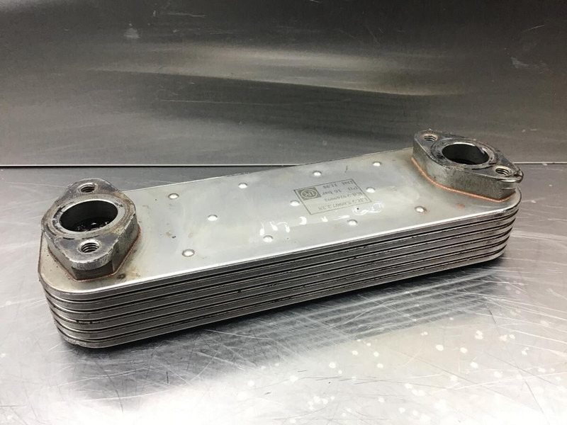 Liebherr - Oil cooler: picture 2 Liebherr - Oil cooler: picture 2