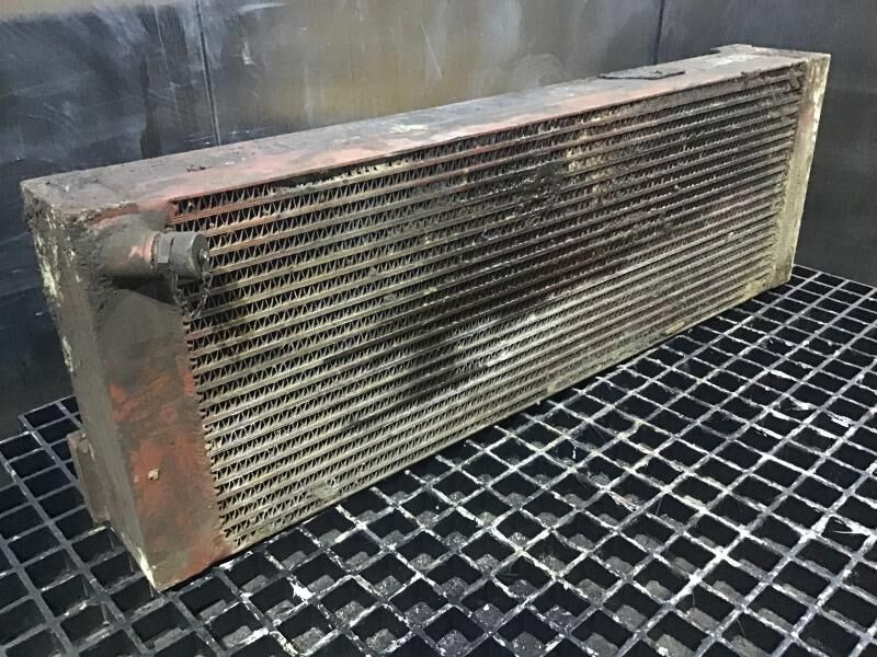 Liebherr Oil Cooler - Oil cooler: picture 3 Liebherr Oil Cooler - Oil cooler: picture 3