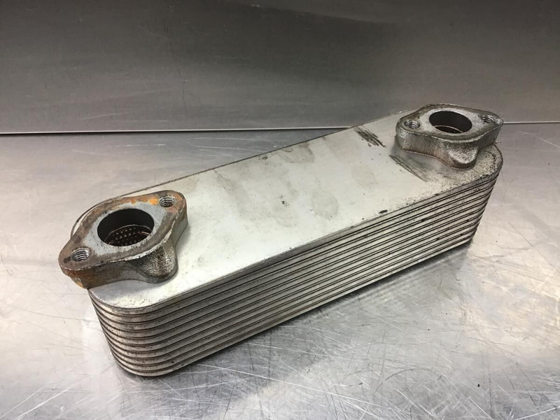 Liebherr Oil Cooler - Oil cooler: picture 1 Liebherr Oil Cooler - Oil cooler: picture 1