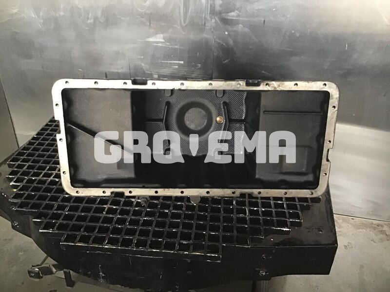 Liebherr Oil Sump - Crankcase: picture 1 Liebherr Oil Sump - Crankcase: picture 1
