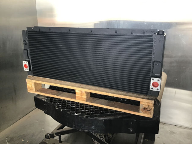 Liebherr Oilcooler - Oil cooler: picture 5 Liebherr Oilcooler - Oil cooler: picture 5