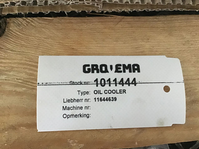 New Oil cooler Liebherr Oilcooler: picture 17