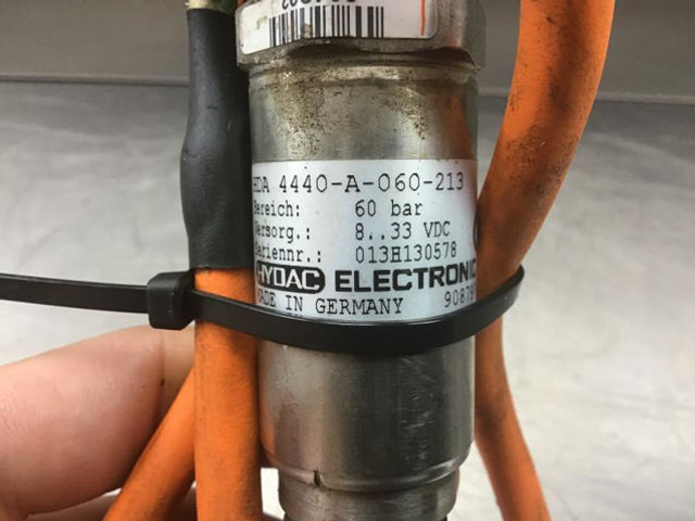 Liebherr Pressure Transmitter - Sensor: picture 2 Liebherr Pressure Transmitter - Sensor: picture 2