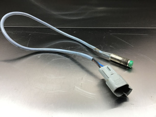 Liebherr Proximity Switch - Sensor: picture 1 Liebherr Proximity Switch - Sensor: picture 1