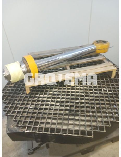 Liebherr R904 / R902 Li / A904C Li / A904 Li / A900 Li / A900C / A916 / A918 / A914 COMPACT / R900C Li - Hydraulic cylinder: picture 1 Liebherr R904 / R902 Li / A904C Li / A904 Li / A900 Li / A900C / A916 / A918 / A914 COMPACT / R900C Li - Hydraulic cylinder: picture 1