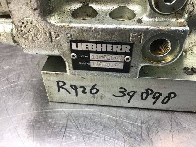 Liebherr Safety Valve - Fuse: picture 4 Liebherr Safety Valve - Fuse: picture 4