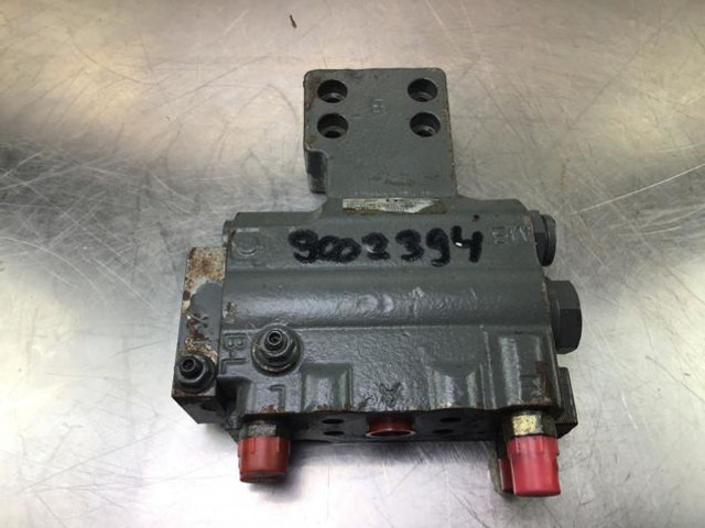 Liebherr Safety Valve - Fuse: picture 1 Liebherr Safety Valve - Fuse: picture 1