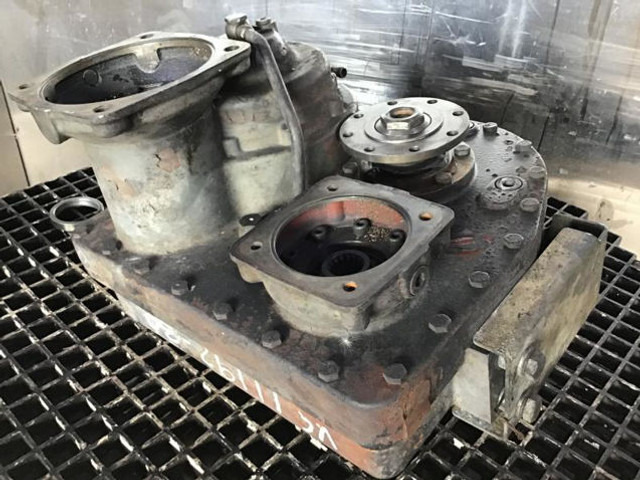 Liebherr Travel Gearbox - Gearbox: picture 4 Liebherr Travel Gearbox - Gearbox: picture 4