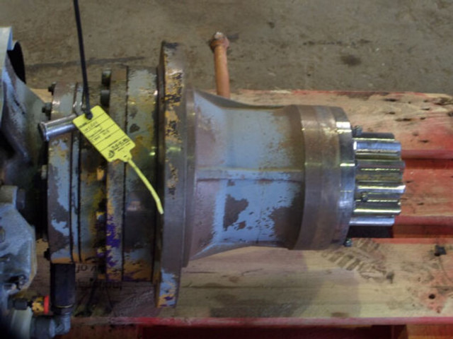 Spare parts Liebherr Swing Gear: picture 9 Spare parts Liebherr Swing Gear: picture 9