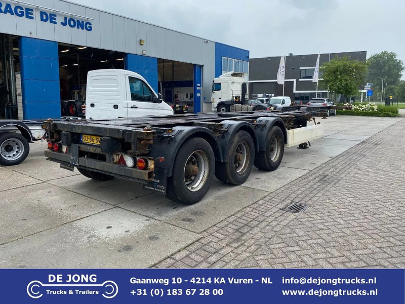 Krone SDC 27 / Container Chassis / BPW + Drum / Lift Axle - Container transporter/ Swap body semi-trailer: picture 1 Krone SDC 27 / Container Chassis / BPW + Drum / Lift Axle - Container transporter/ Swap body semi-trailer: picture 1