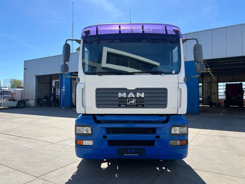 MAN TGA 26.310 / PTO / Manual / Euro 3 - Cab chassis truck: picture 2 MAN TGA 26.310 / PTO / Manual / Euro 3 - Cab chassis truck: picture 2