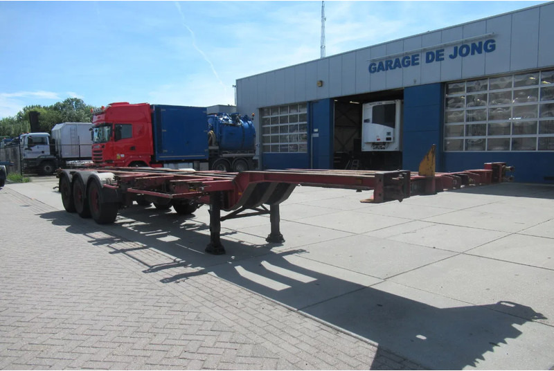 Renders Container Chassis / Extendable on rear / BPW + drum - Container transporter/ Swap body semi-trailer: picture 4 Renders Container Chassis / Extendable on rear / BPW + drum - Container transporter/ Swap body semi-trailer: picture 4