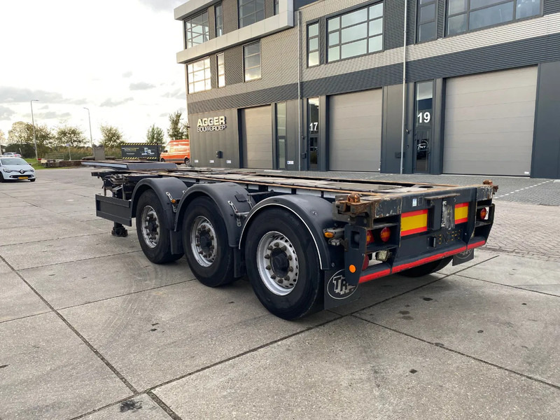 Renders Euro 800 3DFCST / Container chassis / 45FT / 1x Lift Axle / 2x Extendable - Container transporter/ Swap body semi-trailer: picture 3 Renders Euro 800 3DFCST / Container chassis / 45FT / 1x Lift Axle / 2x Extendable - Container transporter/ Swap body semi-trailer: picture 3