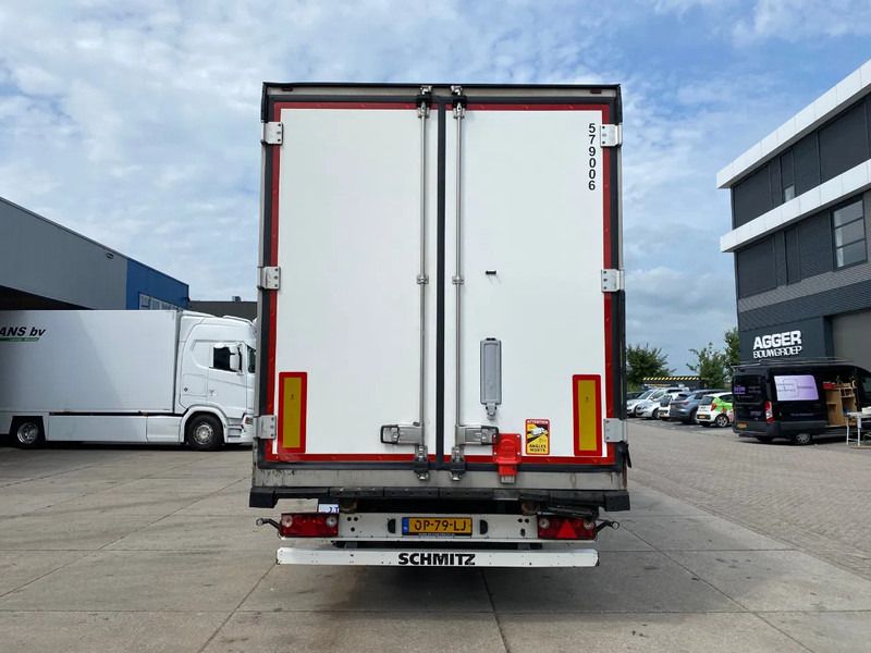 Schmitz Cargobull SCB*3SB Frigo / Vector 1550 / SAF + Disc - Refrigerator semi-trailer: picture 2 Schmitz Cargobull SCB*3SB Frigo / Vector 1550 / SAF + Disc - Refrigerator semi-trailer: picture 2