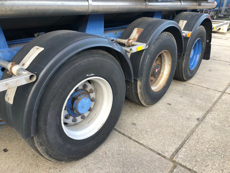Tank semi-trailer Van Hool Tank / 33.280 LT / 4 compartments / ADR / Inox: picture 7 Tank semi-trailer Van Hool Tank / 33.280 LT / 4 compartments / ADR / Inox: picture 7