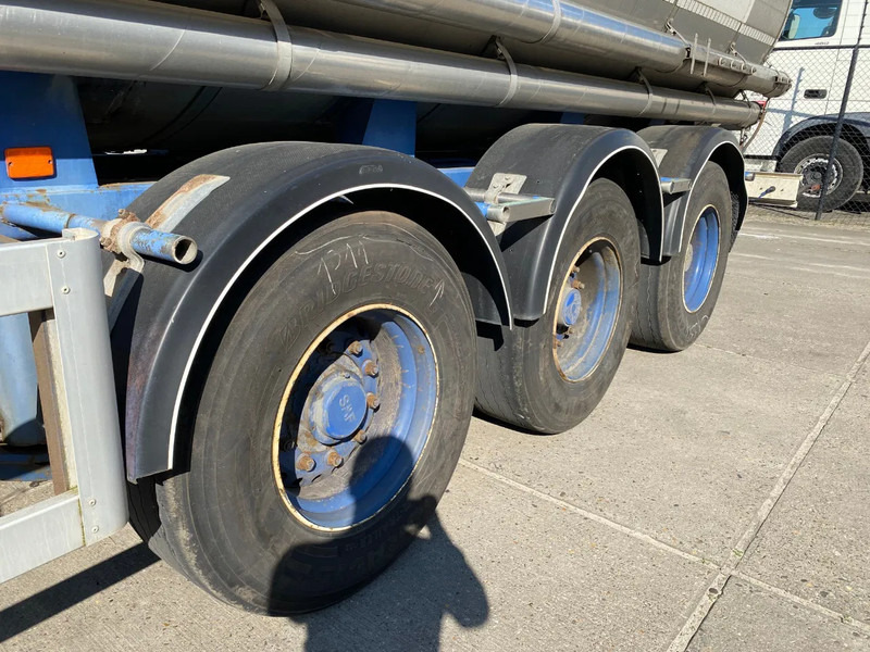 Tank semi-trailer Van Hool Tank / Inox / 31200 LT / SAF: picture 8