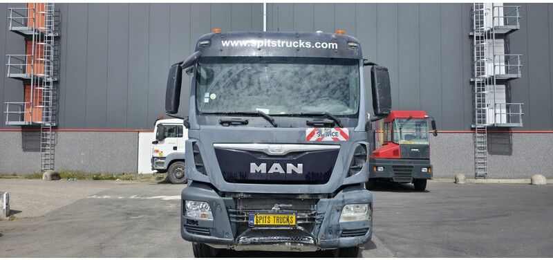 MAN TGS 32.400 10m3 - Concrete mixer truck: picture 2 MAN TGS 32.400 10m3 - Concrete mixer truck: picture 2