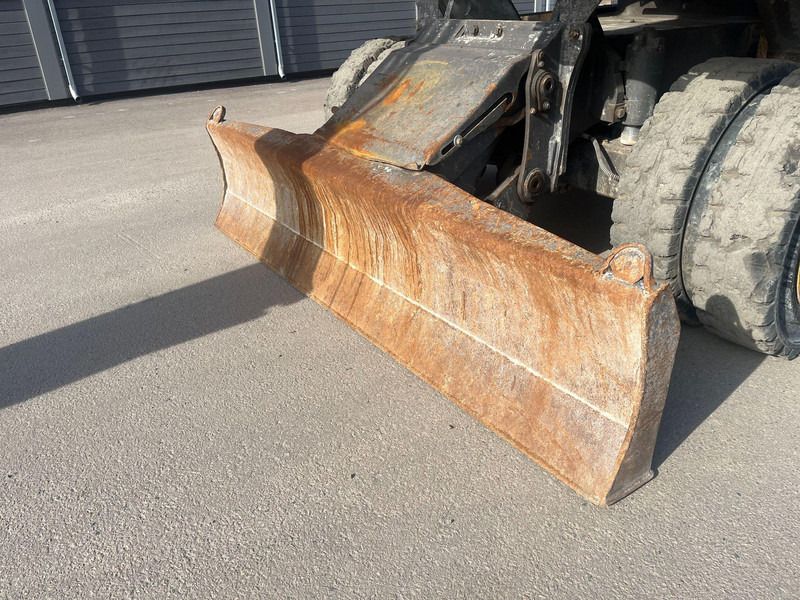 Excavator Volvo EW210D: picture 11 Excavator Volvo EW210D: picture 11