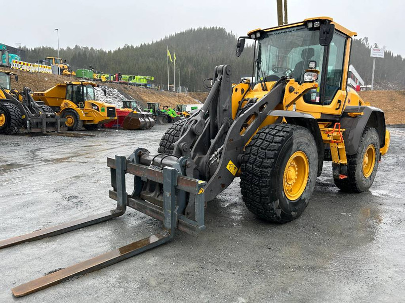 Volvo L 90 H - Wheel loader: picture 1 Volvo L 90 H - Wheel loader: picture 1