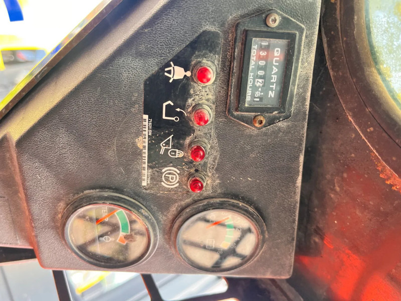 Bobcat S70 - Skid steer loader: picture 5 Bobcat S70 - Skid steer loader: picture 5