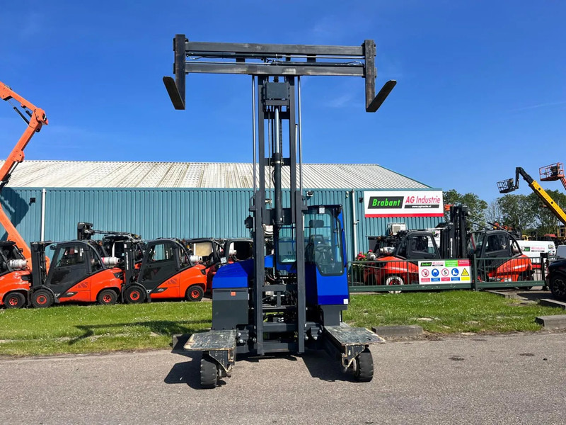 Combilift C4000 4 WAY FORKLIFT - 4-way reach truck: picture 4 Combilift C4000 4 WAY FORKLIFT - 4-way reach truck: picture 4