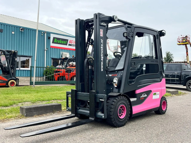 Linde E25L-01 - Electric forklift: picture 4 Linde E25L-01 - Electric forklift: picture 4