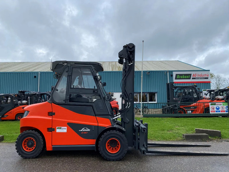 Linde E80-01/900 - Electric forklift: picture 1 Linde E80-01/900 - Electric forklift: picture 1