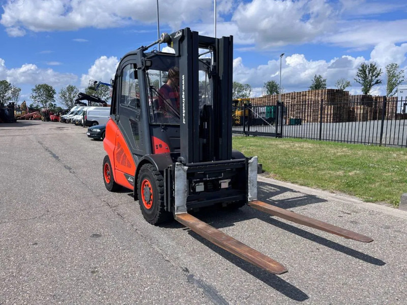 Linde H50T-02 - LPG forklift: picture 3 Linde H50T-02 - LPG forklift: picture 3