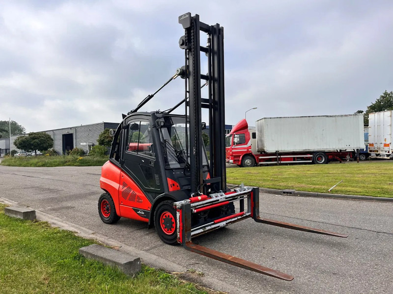 Linde H50T-02 - LPG forklift: picture 2 Linde H50T-02 - LPG forklift: picture 2