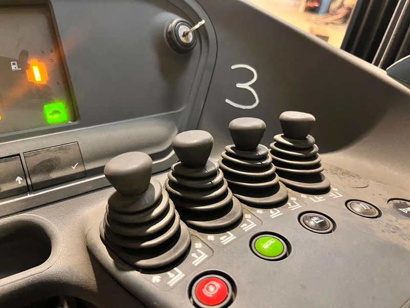 Reach truck Linde R14-01: picture 6