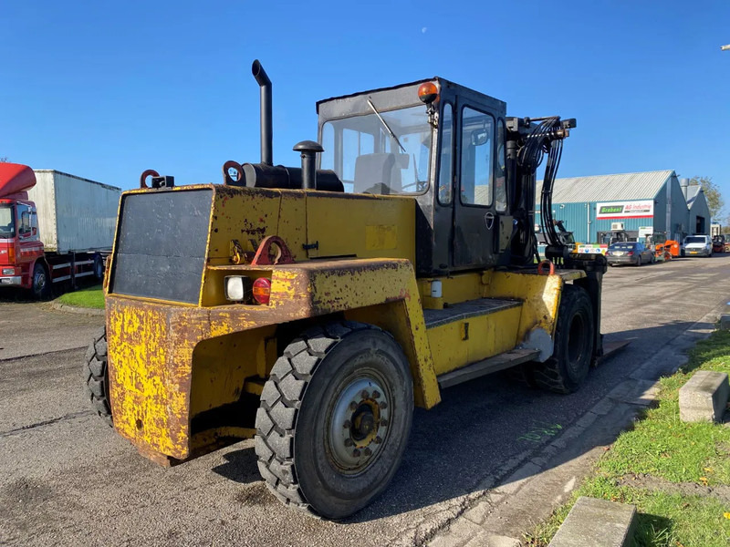 Svetruck 18 60 33 TRIPLEX MAST - Diesel forklift: picture 5 Svetruck 18 60 33 TRIPLEX MAST - Diesel forklift: picture 5