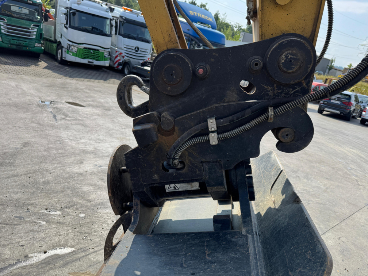 Crawler excavator CATERPILLAR 323NG GPS 4x Schaufeln: picture 8