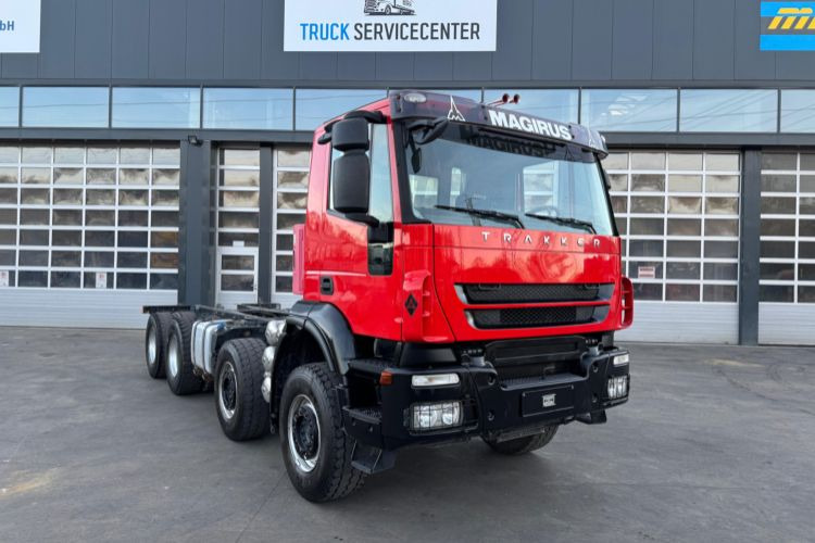 Iveco Trakker 450 8x4 Fahrgestell - Cab chassis truck: picture 3 Iveco Trakker 450 8x4 Fahrgestell - Cab chassis truck: picture 3