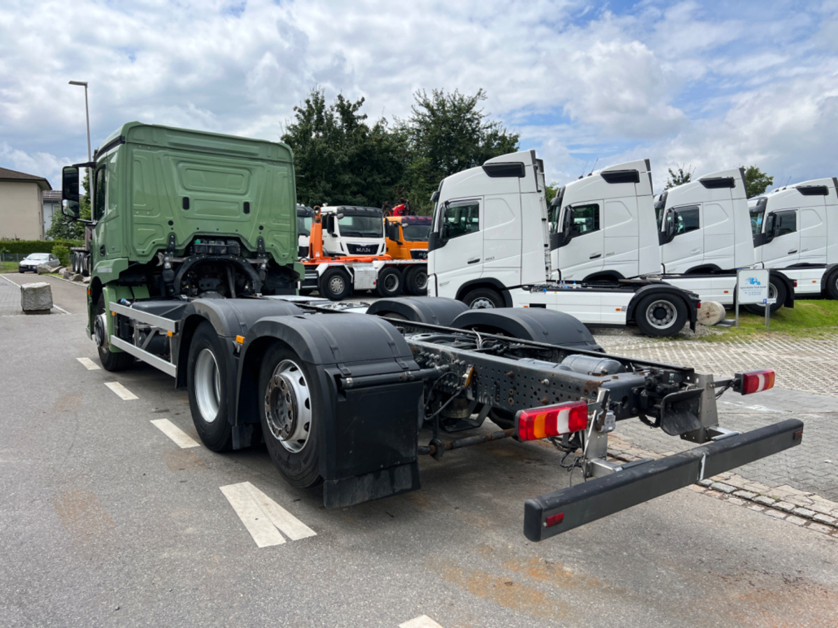 Leasing of MERCEDES Actros 2543 6x2 MERCEDES Actros 2543 6x2: picture 13